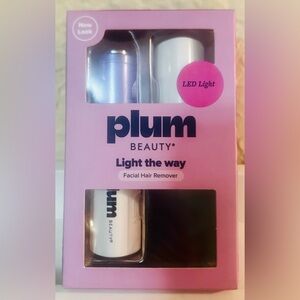 Plum Beauty LED Facial Hair Remover Peach Fuzz Trimmer NIB